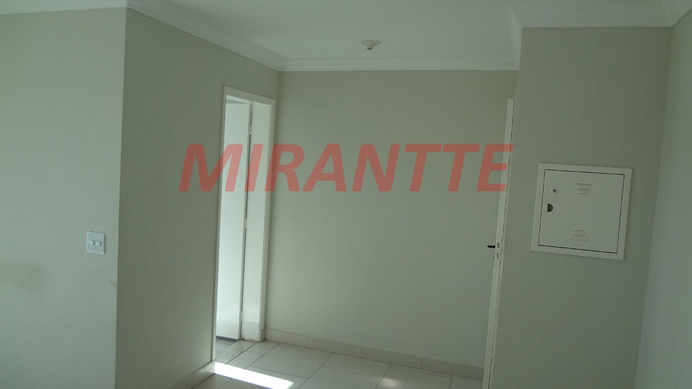 Apartamento com 2 quartos em Vila Medeiros