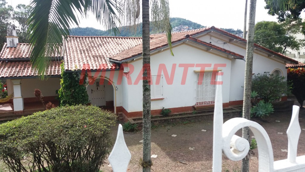 Casa terrea de 300m² com 4 quartos em Jardim Bibi