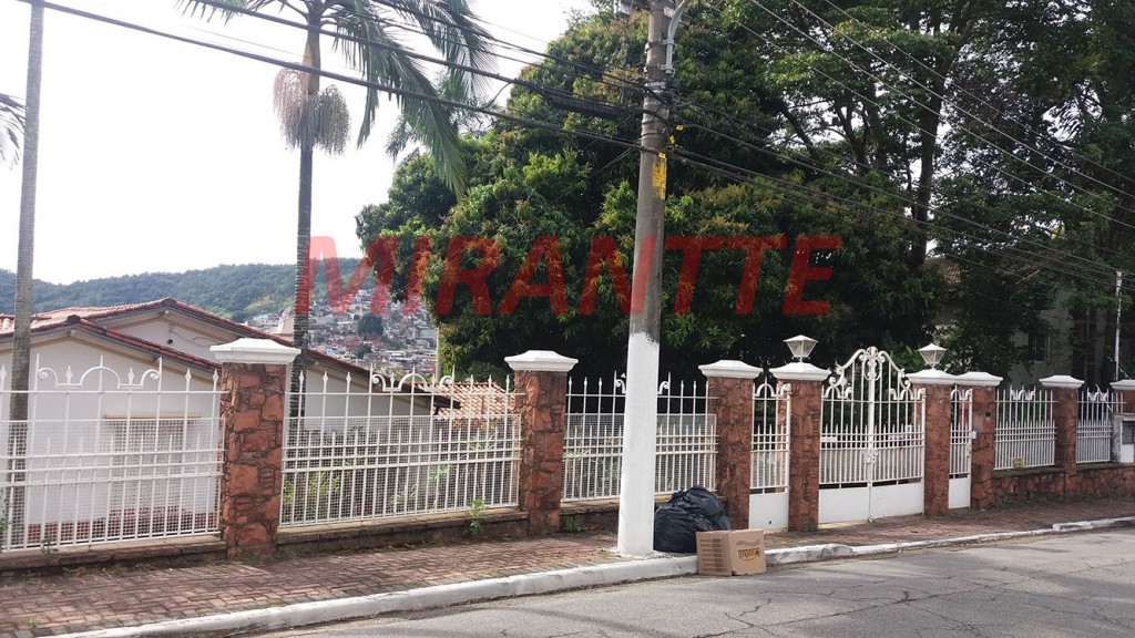 Casa terrea de 300m² com 4 quartos em Jardim Bibi