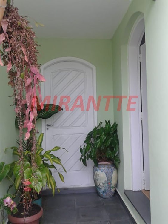 Sobrado de 145m² com 2 quartos em Tremembe