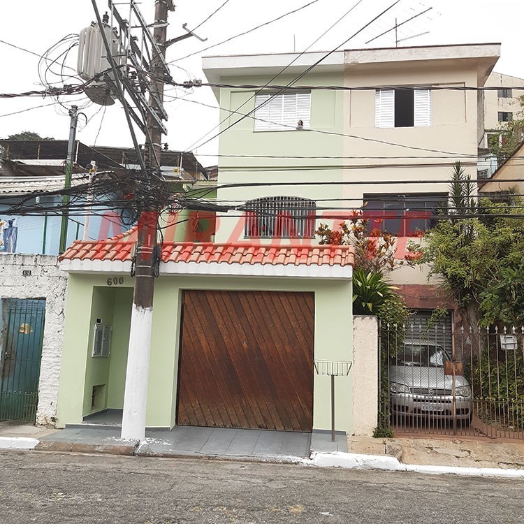 Sobrado de 145m² com 2 quartos em Tremembe