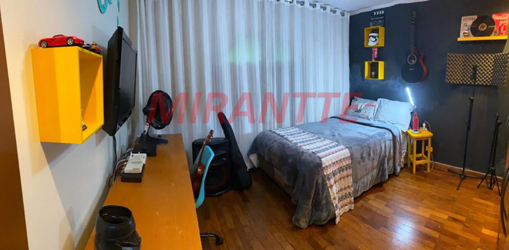 Sobrado de 163m² com 3 quartos em Vila Aurora