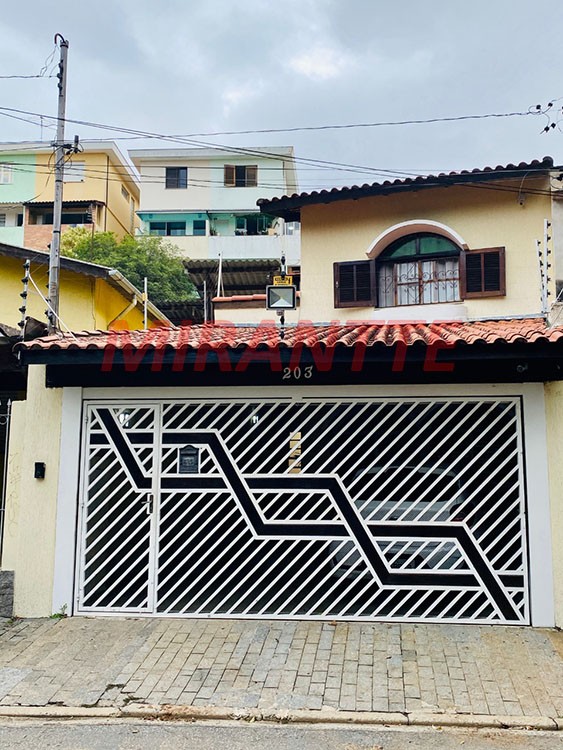 Sobrado de 163m² com 3 quartos em Vila Aurora