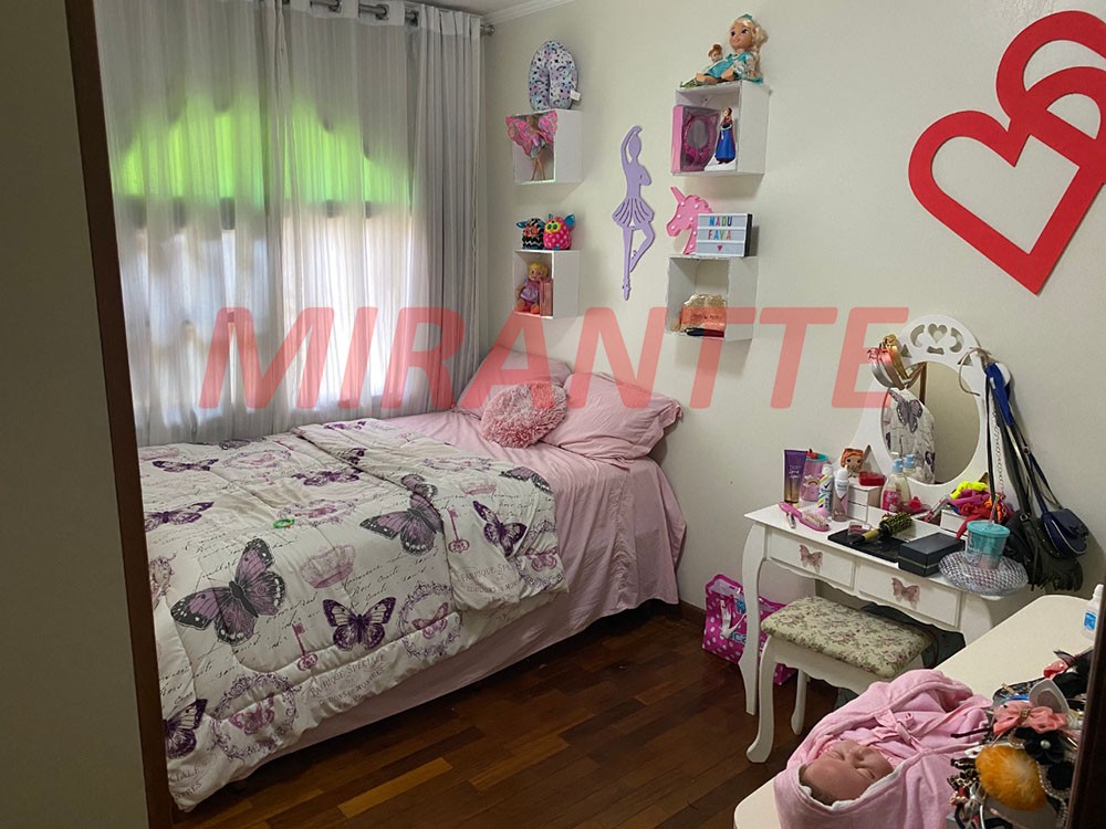 Sobrado de 163m² com 3 quartos em Vila Aurora