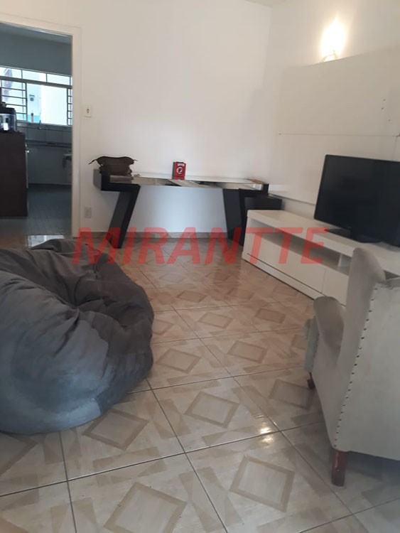 Casa terrea de 115m² com 2 quartos em Parque Casa De Pedra