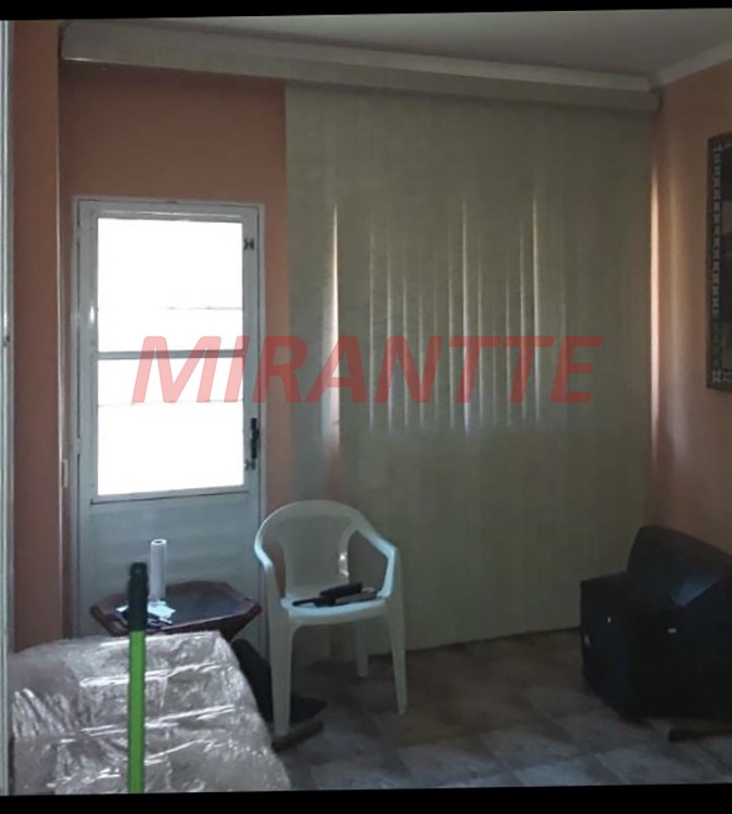 Sobrado de 97m² com 3 quartos em CENTRO