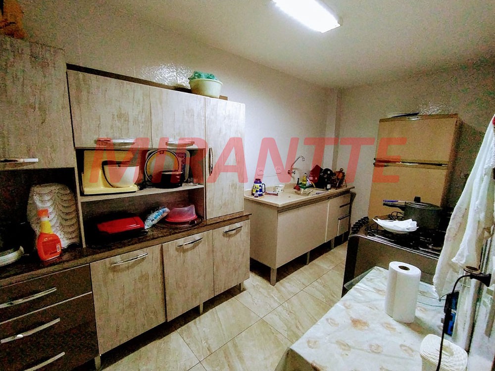Sobrado de 243m² com 5 quartos em Jardim Brasil