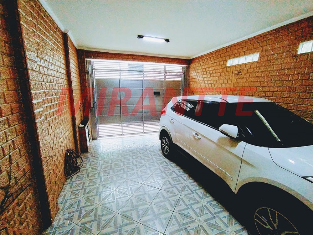 Sobrado de 243m² com 5 quartos em Jardim Brasil