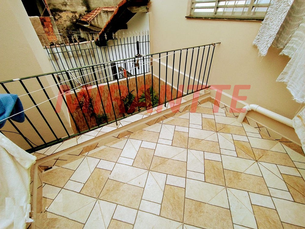 Sobrado de 243m² com 5 quartos em Jardim Brasil