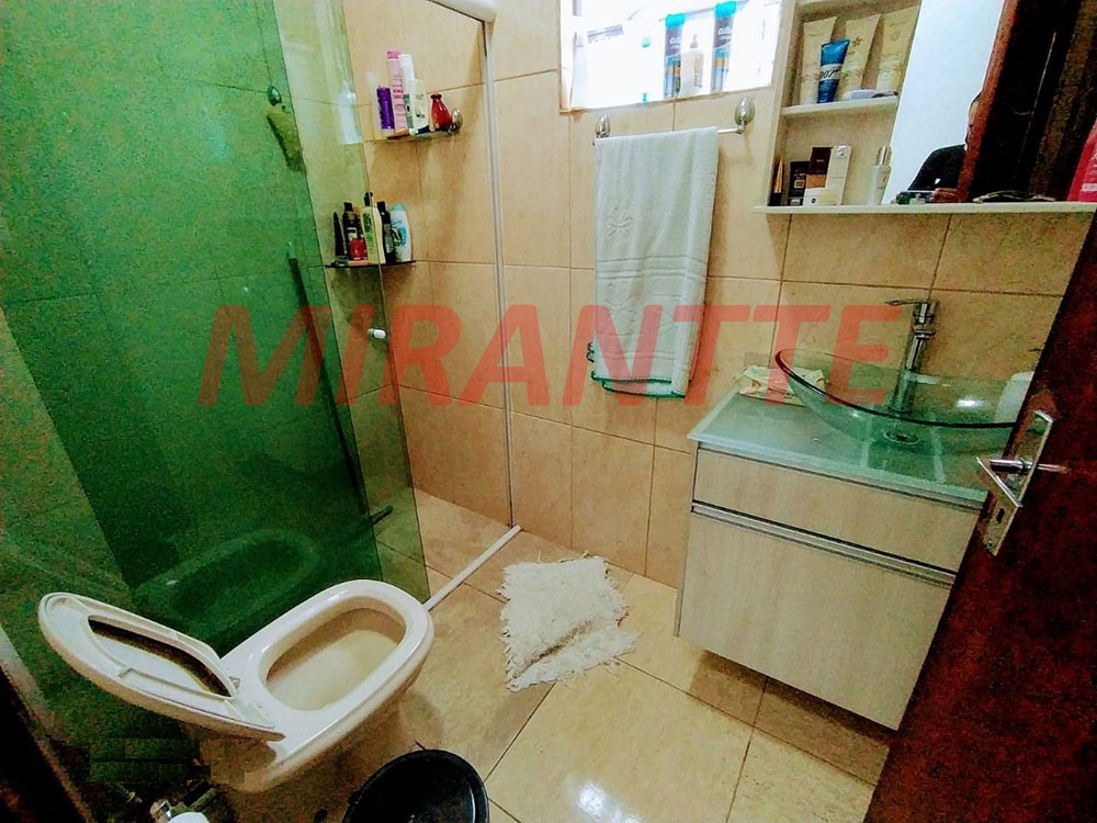 Sobrado de 243m² com 5 quartos em Jardim Brasil