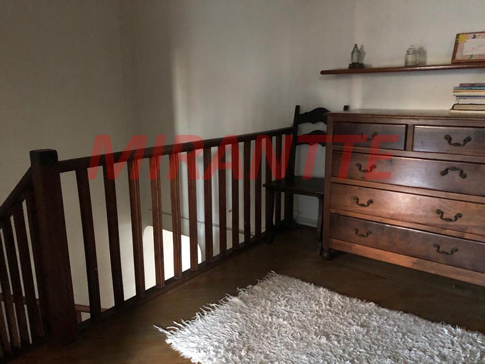 Sobrado de 180m² com 4 quartos em Pompéia