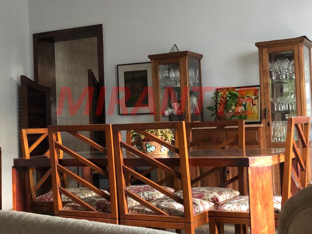 Sobrado de 180m² com 4 quartos em Pompéia