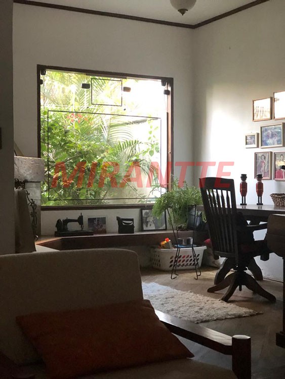 Sobrado de 180m² com 4 quartos em Pompéia
