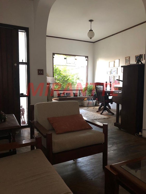Sobrado de 180m² com 4 quartos em Pompéia