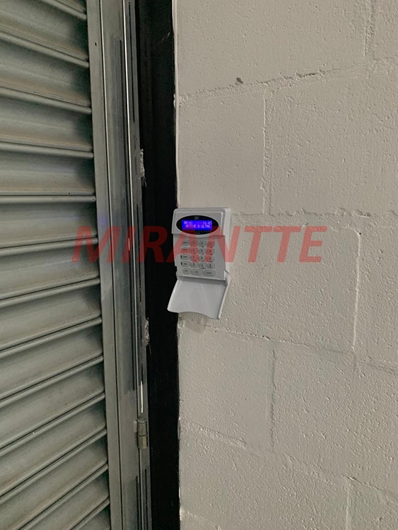 Galpao de 200m² em Casa Verde