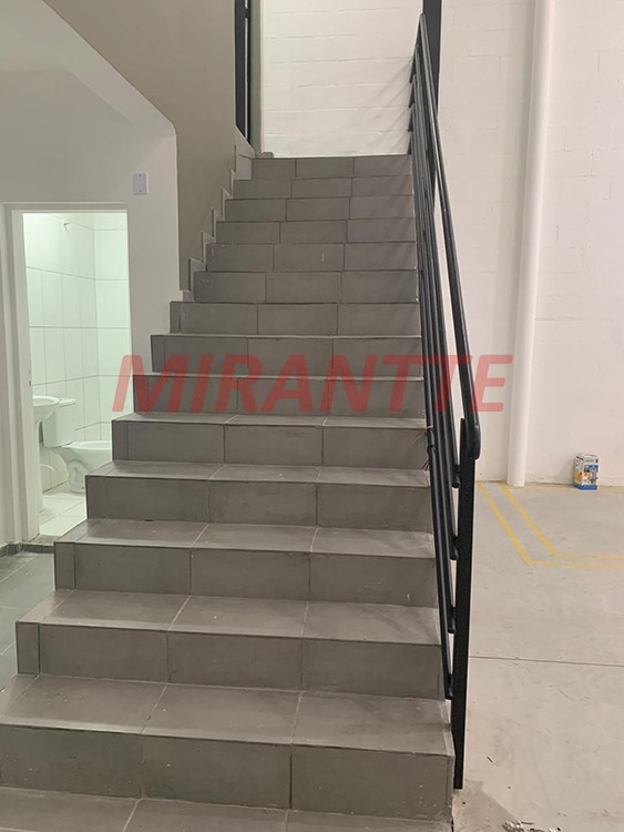 Galpao de 200m² em Casa Verde