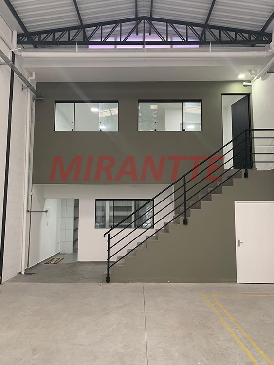 Galpao de 200m² em Casa Verde