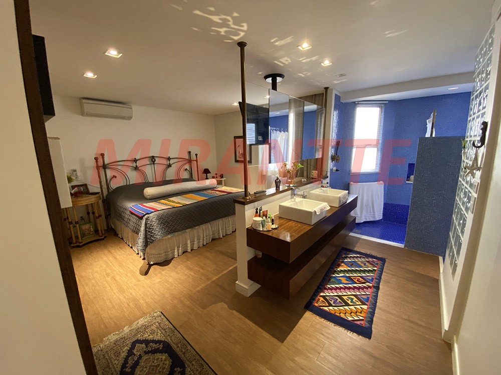 Apartamento de 335m² com 3 quartos em Santa Paula