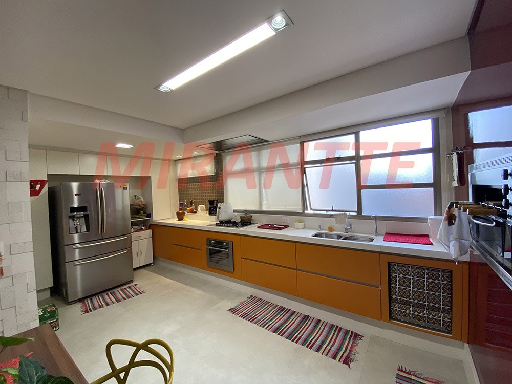 Apartamento de 335m² com 3 quartos em Santa Paula