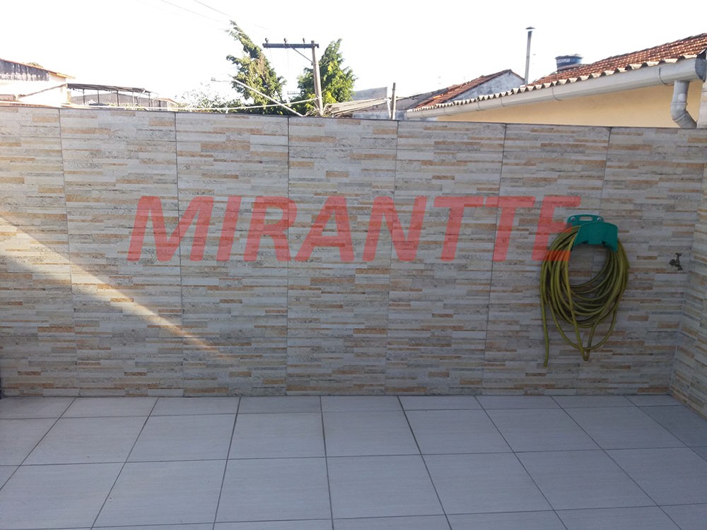 Sobrado de 90m² com 2 quartos em Jardim Tremembé