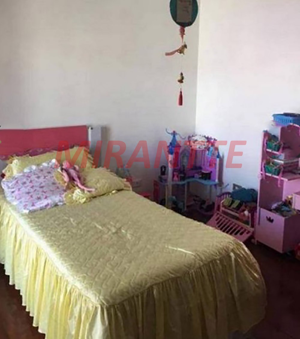 Sobrado de 250m² com 3 quartos em Imirim