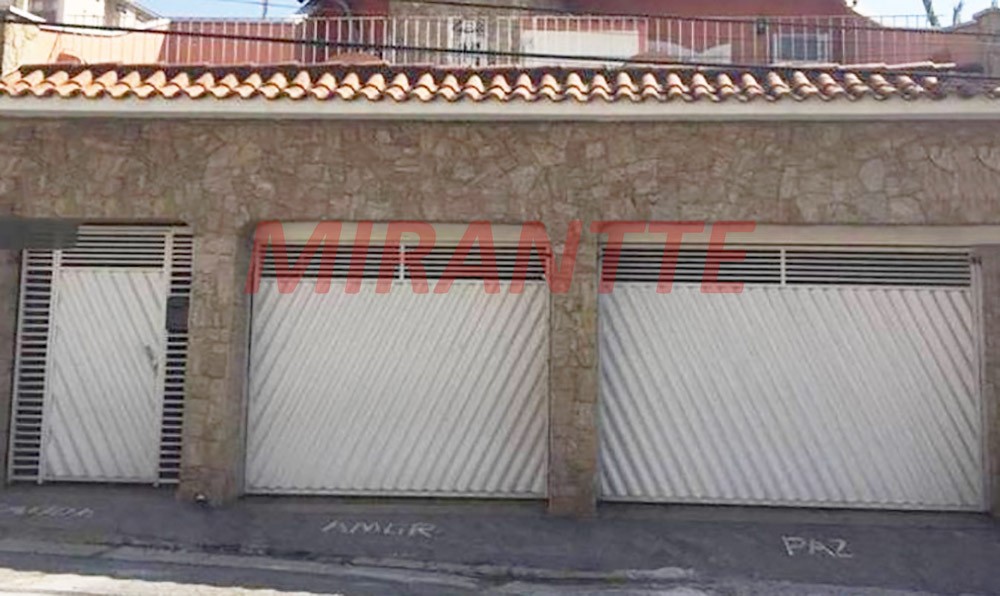 Sobrado de 250m² com 3 quartos em Imirim