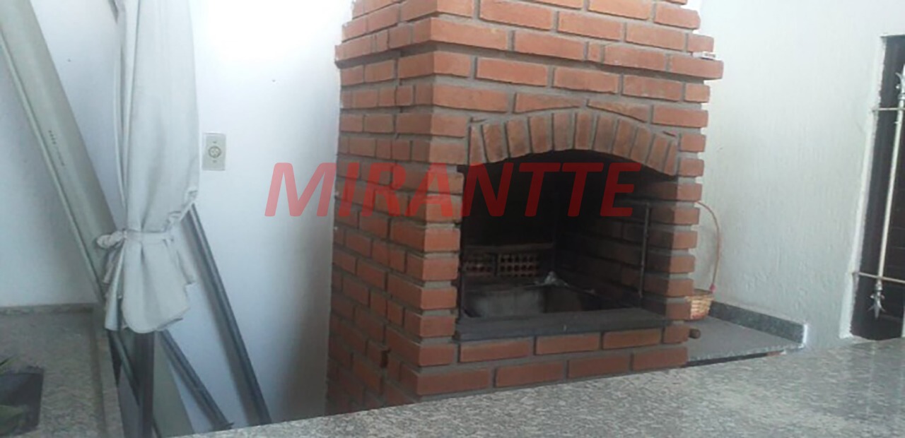 Sobrado de 198m² com 4 quartos em Freguesia do