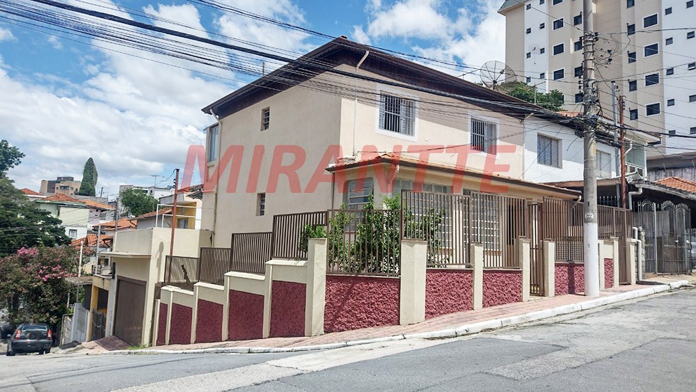 Sobrado de 246m² com 6 quartos em Vila Pauliceia
