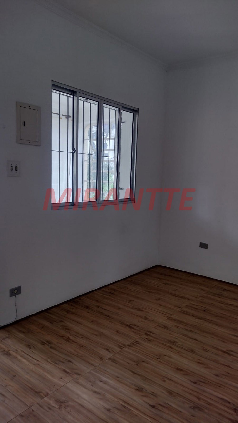 Sobrado de 246m² com 6 quartos em Vila Pauliceia