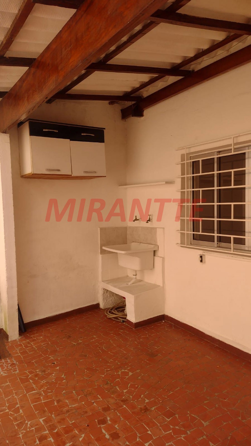 Sobrado de 246m² com 6 quartos em Vila Pauliceia