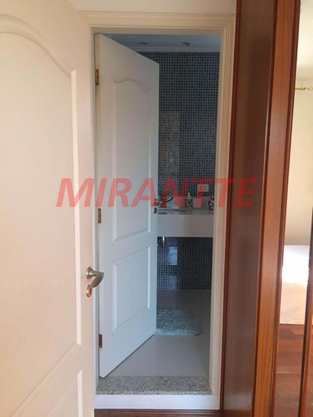 Sobrado de 222m² com 3 quartos em Vila Rosália