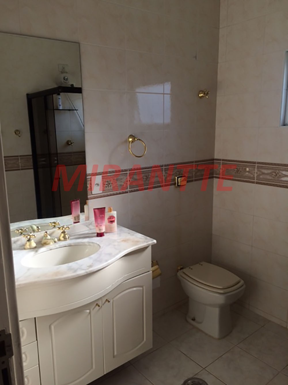 Sobrado de 222m² com 3 quartos em Vila Rosália