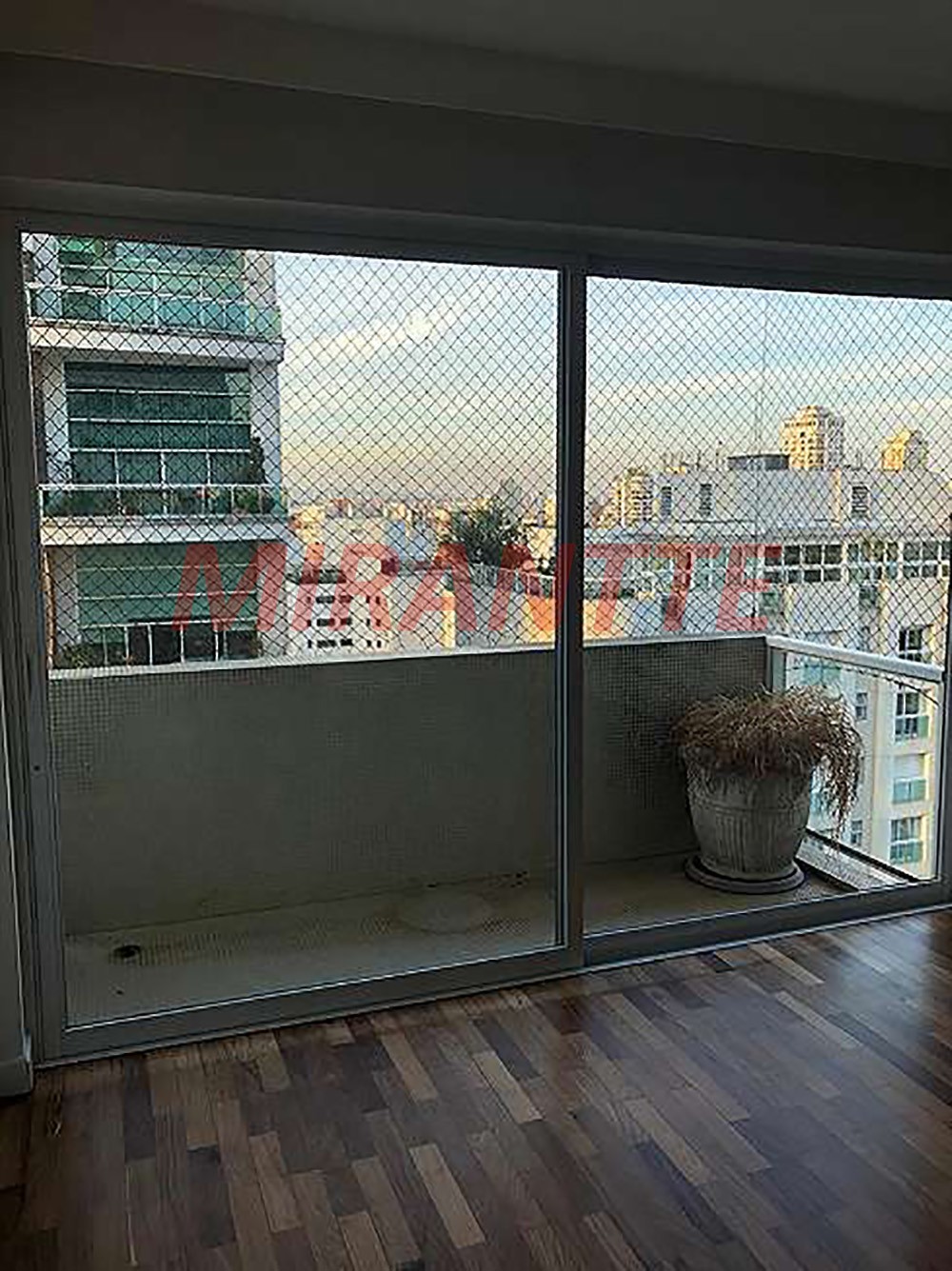 Apartamento de 177m² com 2 quartos em Perdizes