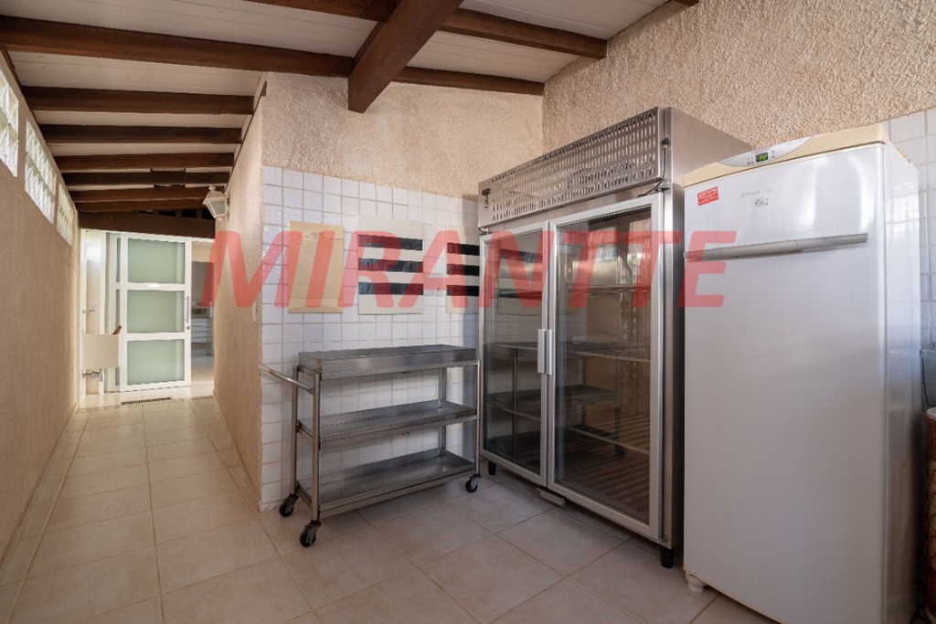 Sobrado de 588m² com 7 quartos em Maresias