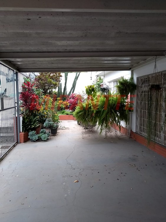 Casa terrea de 220m² com 3 quartos em Água Fria