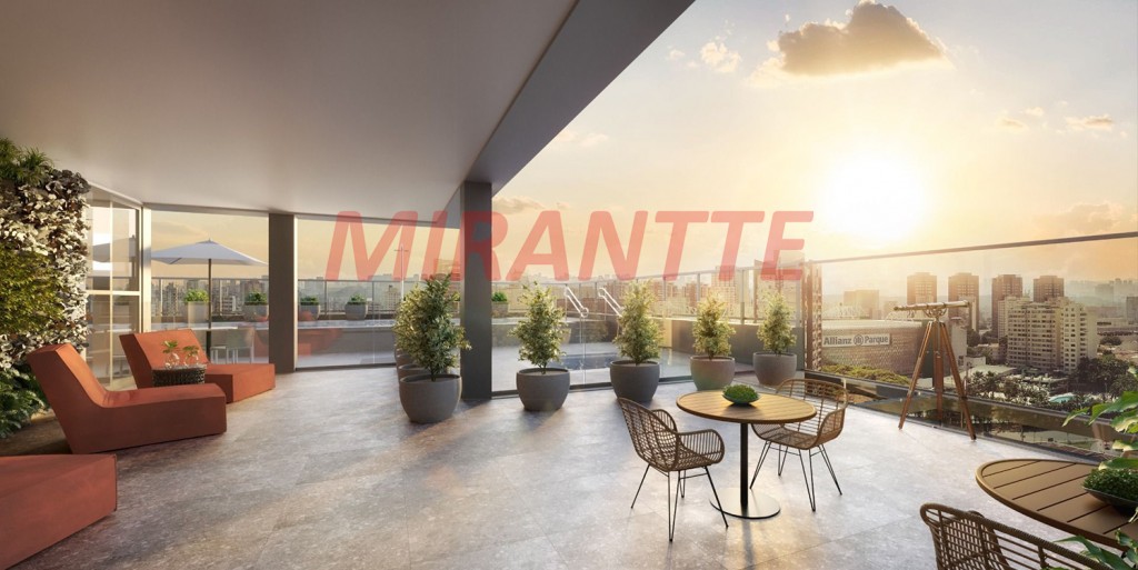 Apartamento de 83m² com 2 quartos em Perdizes