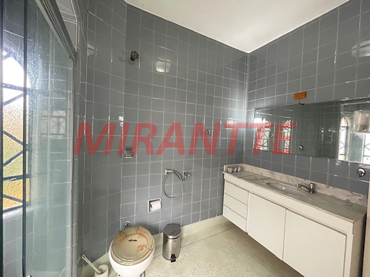 Sobrado de 220m² com 3 quartos em Parada Inglesa