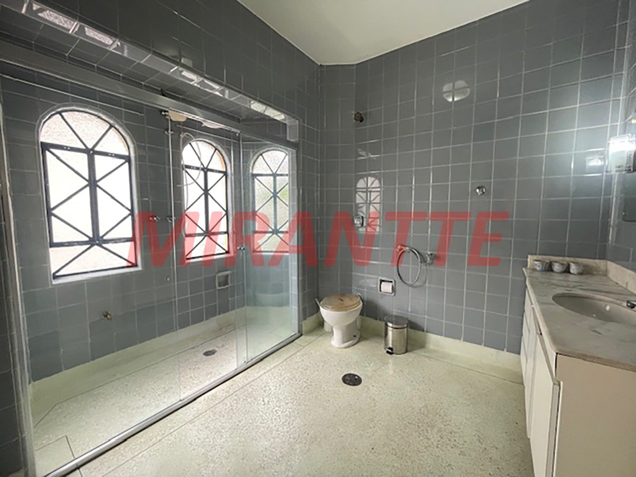 Sobrado de 220m² com 3 quartos em Parada Inglesa