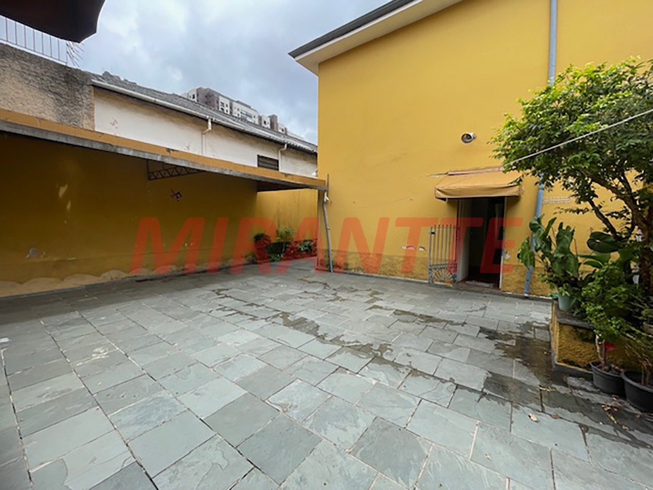 Sobrado de 220m² com 3 quartos em Parada Inglesa