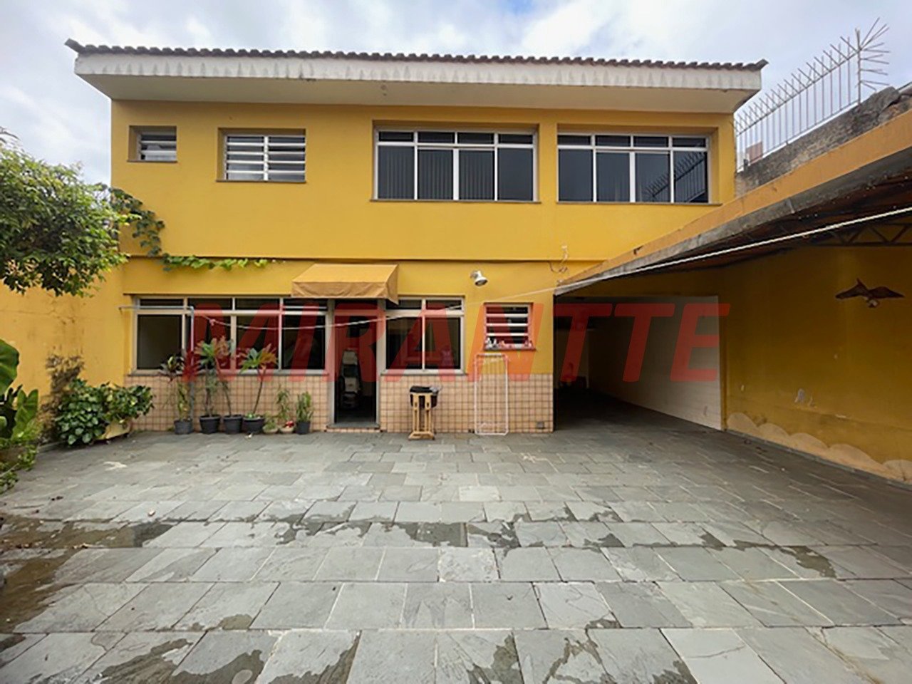 Sobrado de 220m² com 3 quartos em Parada Inglesa