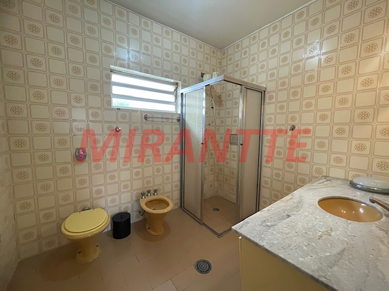 Sobrado de 220m² com 3 quartos em Parada Inglesa