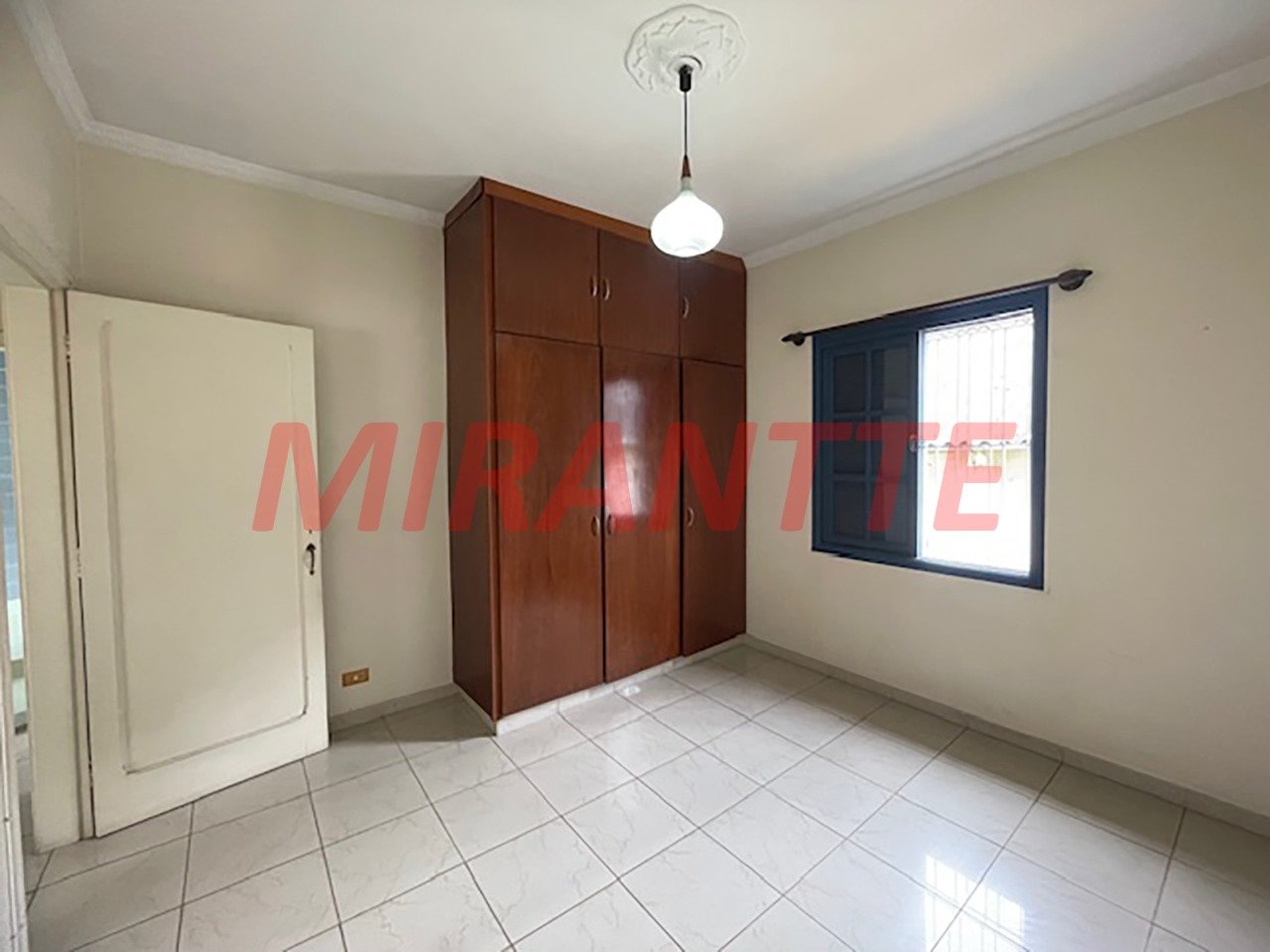 Sobrado de 220m² com 3 quartos em Parada Inglesa
