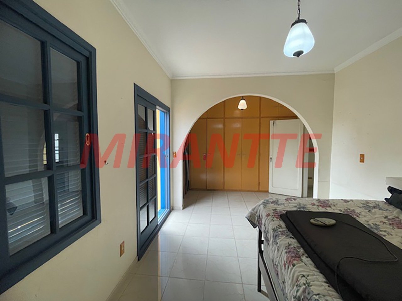 Sobrado de 220m² com 3 quartos em Parada Inglesa