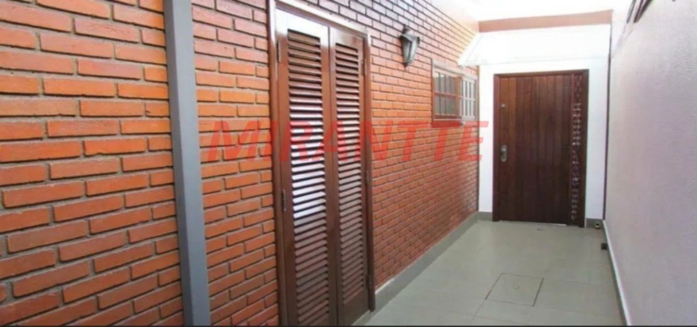 Sobrado de 230m² com 4 quartos em Vila Palmeira
