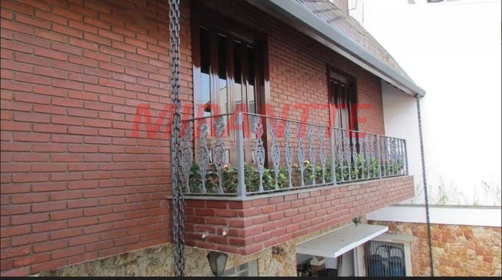 Sobrado de 230m² com 4 quartos em Vila Palmeira