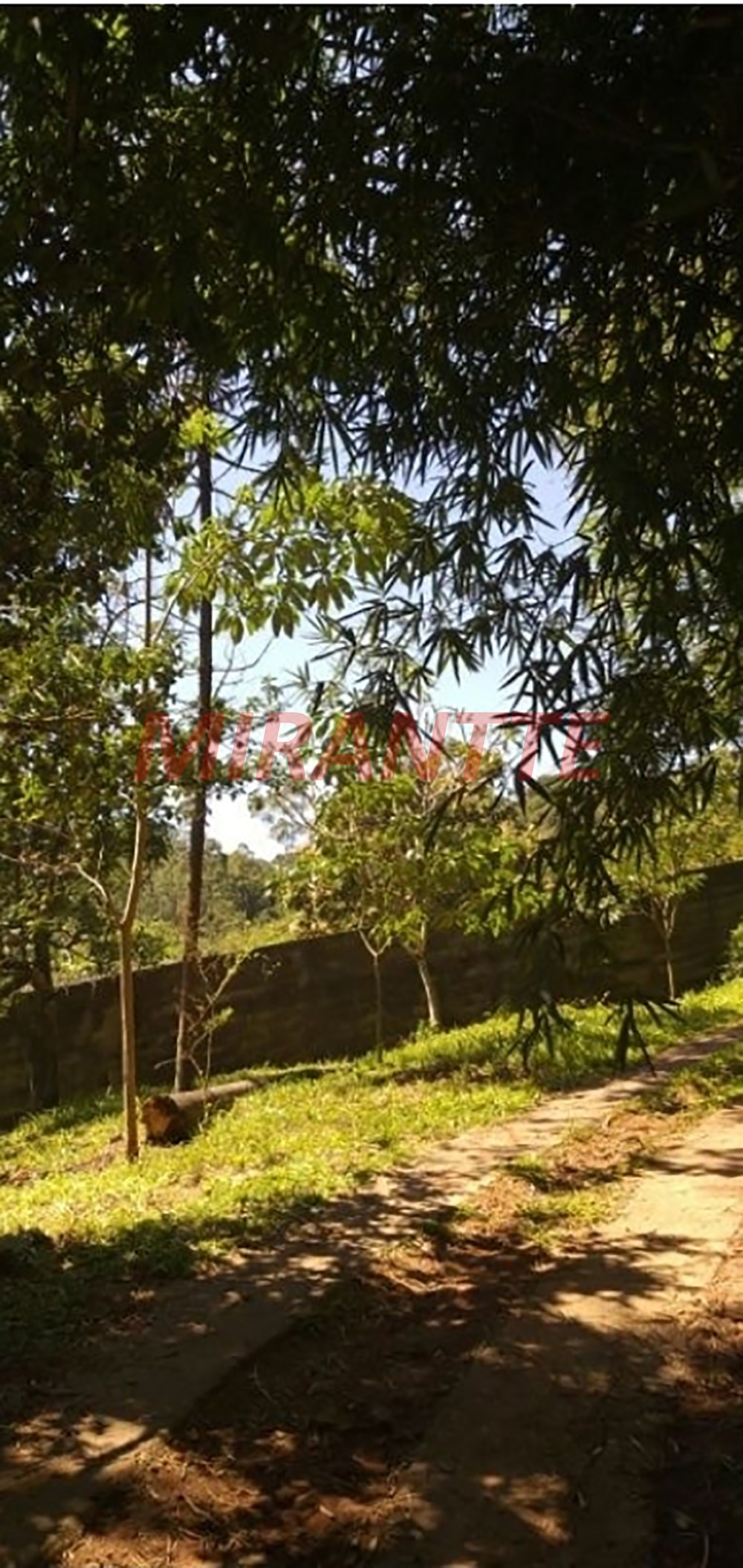 Terreno de 1860m² em PQ. VOTORANTIM