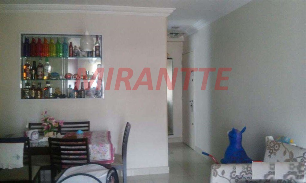 Apartamento de 83m² com 3 quartos em Vila Zaira