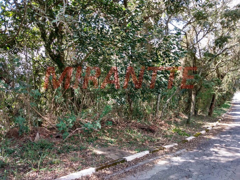 Terreno de 1836m² em Serra Da Cantareira