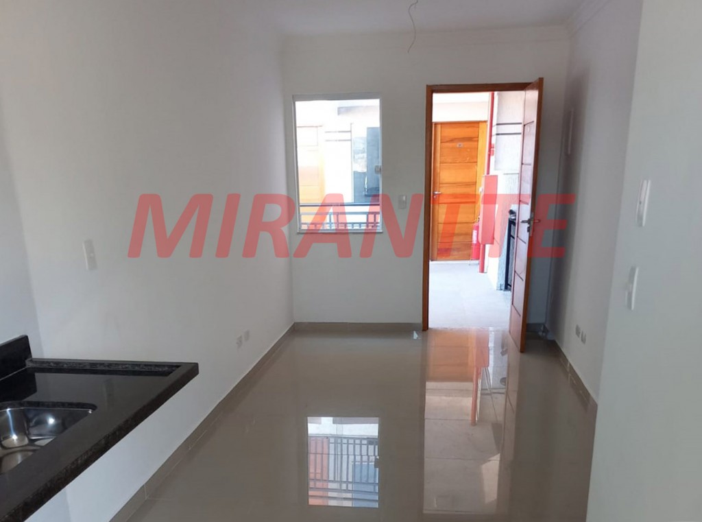 Apartamento de 40m² com 3 quartos em Vila Nivi