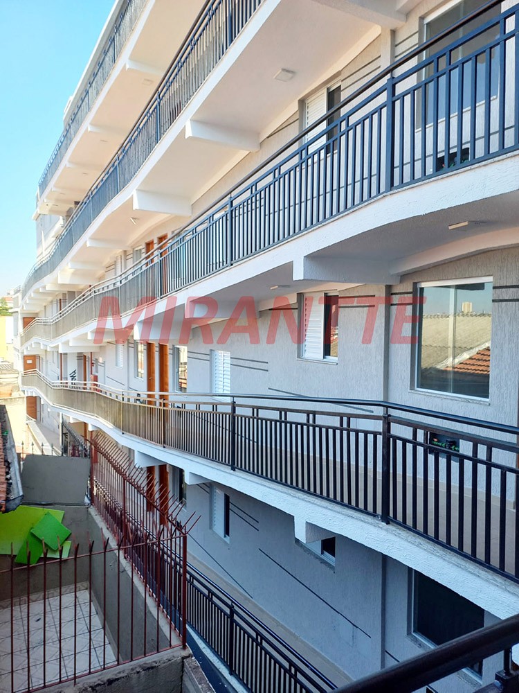 Apartamento de 35m² com 2 quartos em Vila Nivi